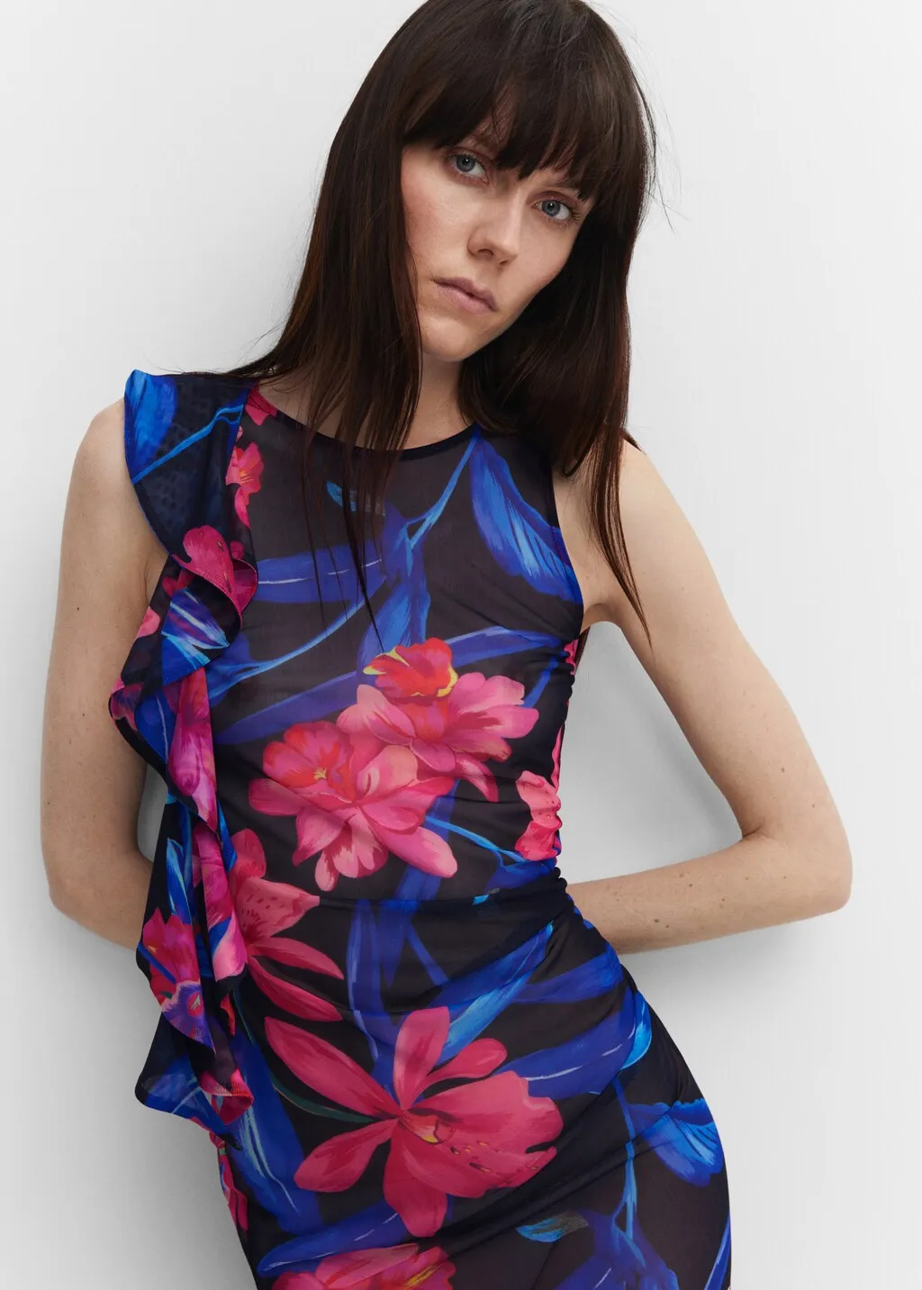 Vestito chiffon asimmetrico volant
