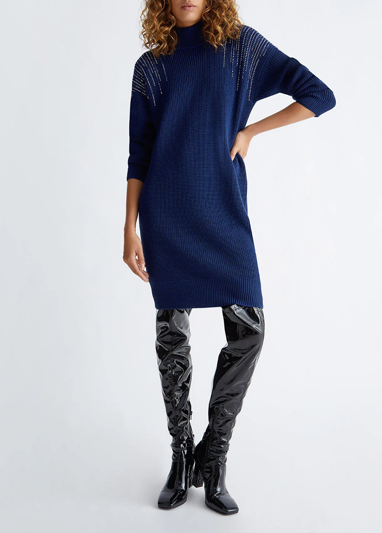 Vestito in maglia con strass