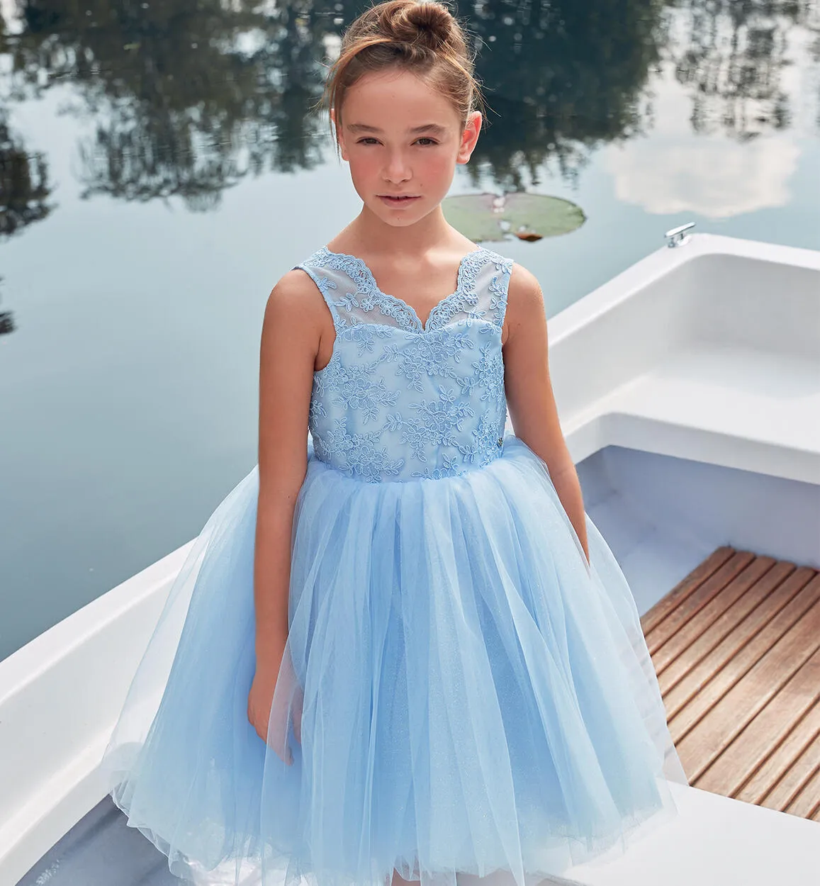 Vestito per ragazza elegante