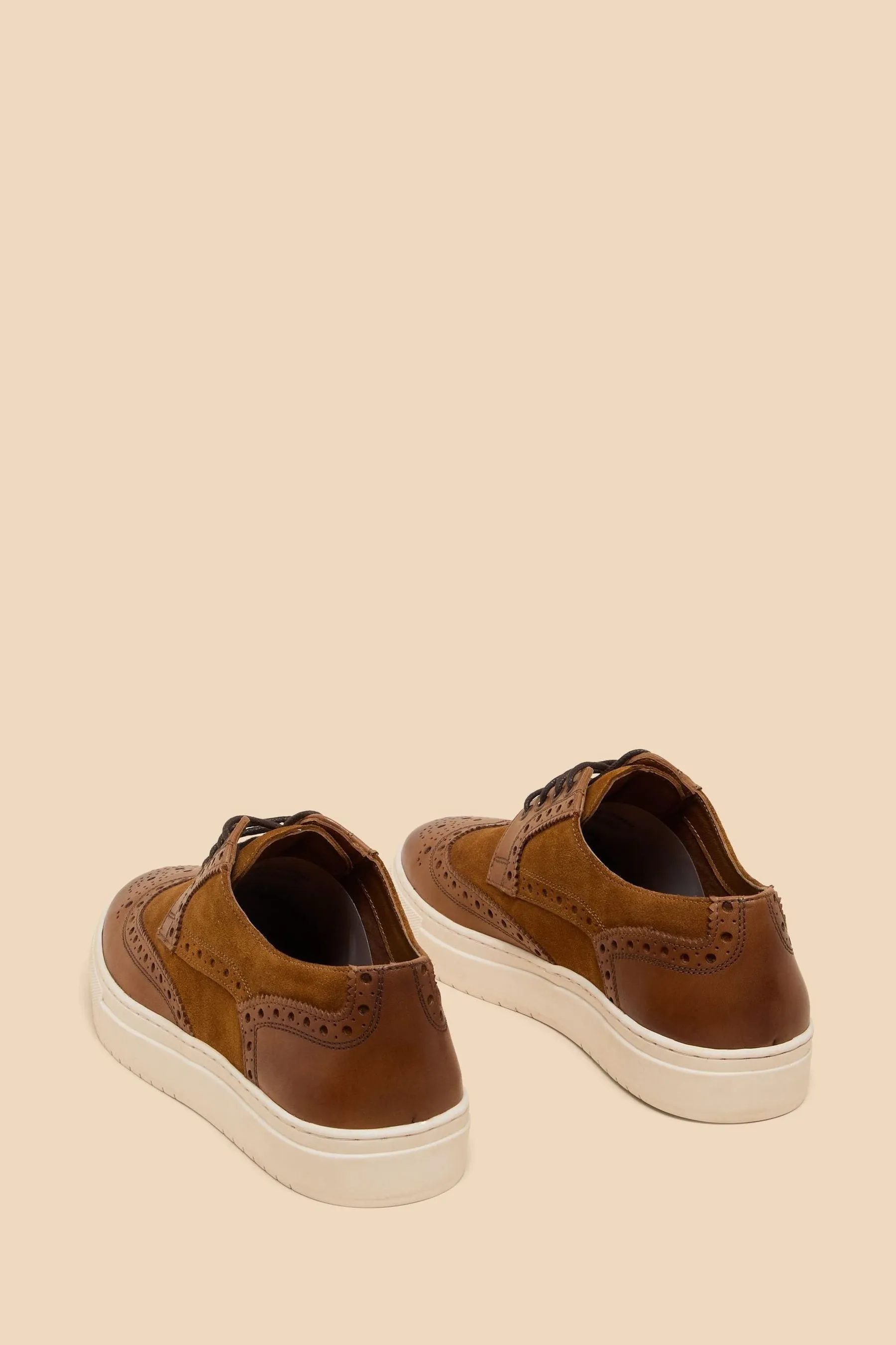 White Stuff - Benny - Scarpe da ginnastica brogue in pelle