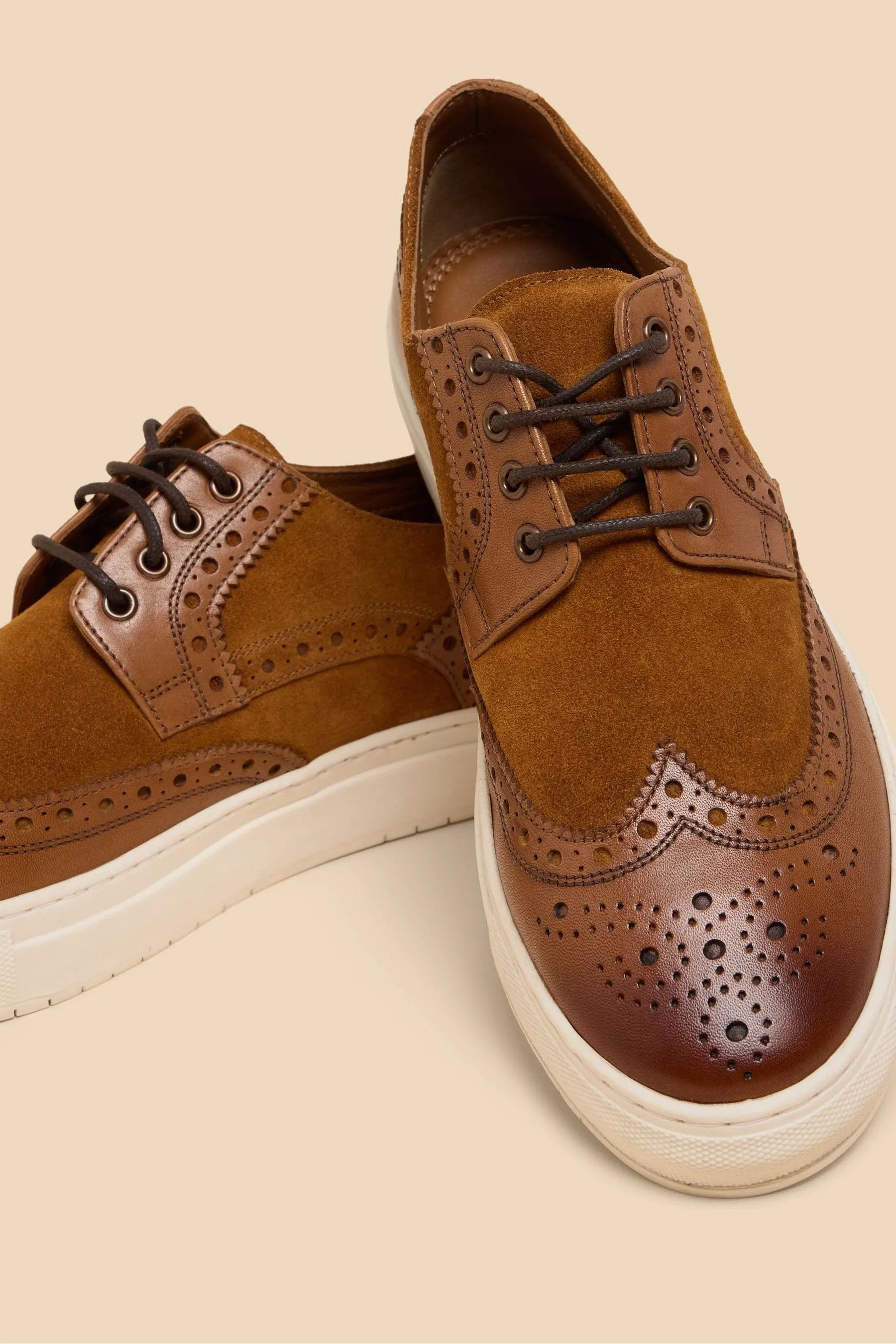 White Stuff - Benny - Scarpe da ginnastica brogue in pelle