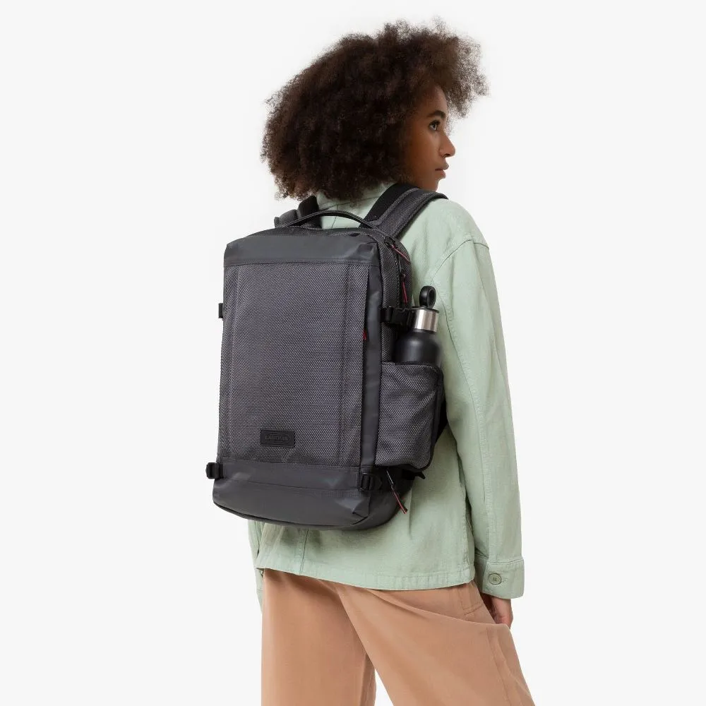 ZAINO EASTPAK TECUM M CON PORTA BOTTIGLIE E TASCA PER LAPTOP EK00091D I971 ACCENT GREY